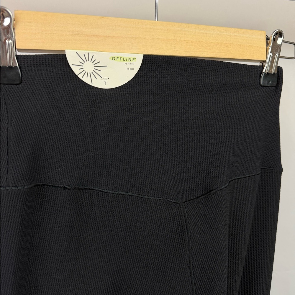 NWT Aerie‎ OFFLINE High Rise Flare Leggings Black Ribbed Yoga Pants S - Picture 4 of 11